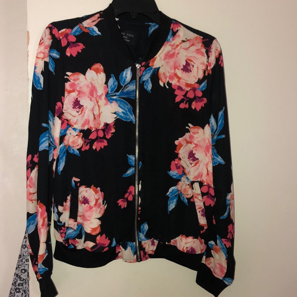 Zipper up top